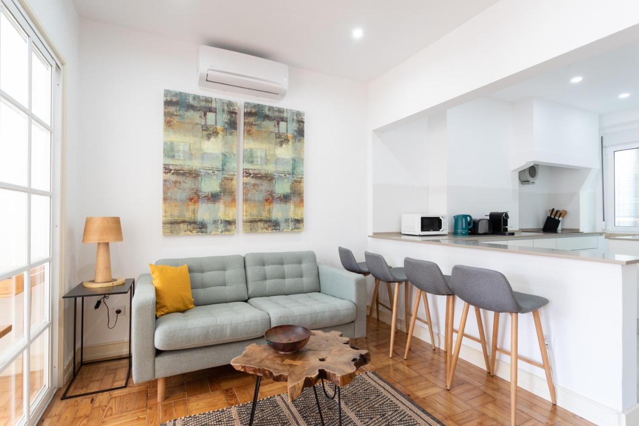 Flh Downtown Central Flat With Balcony Lisboa Exteriör bild