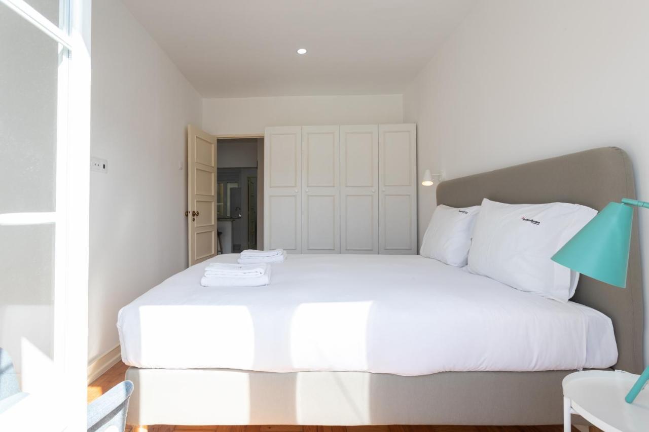 Flh Downtown Central Flat With Balcony Lisboa Exteriör bild
